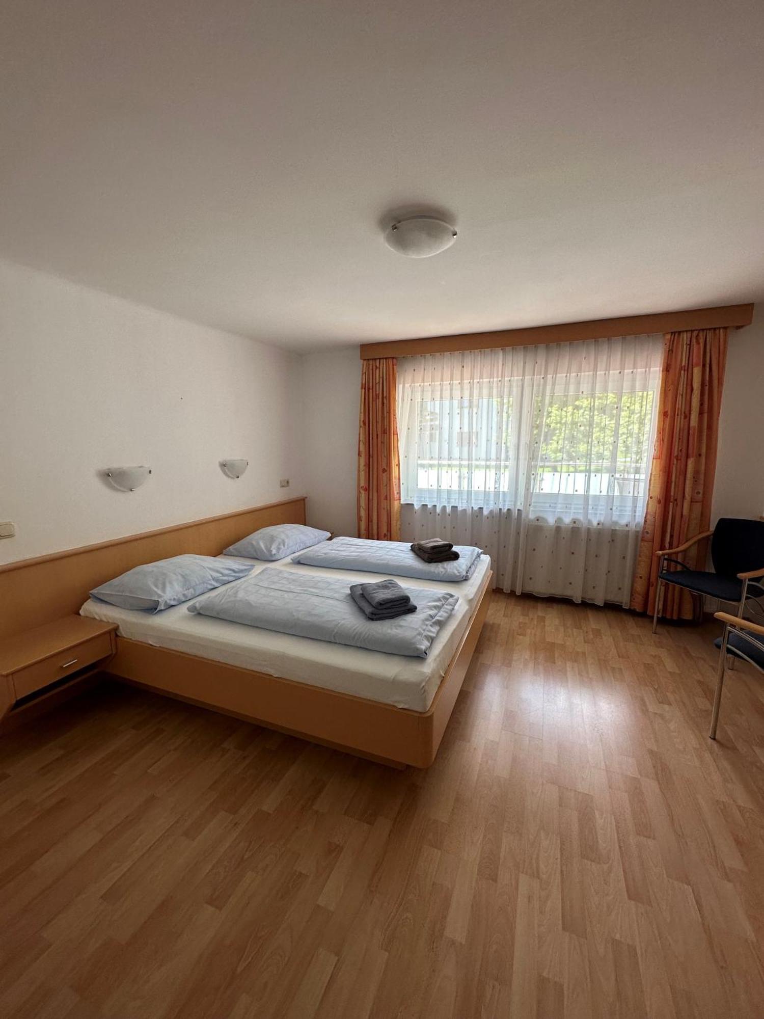 Pension Monika, Your B&B Including Summercard Kaprun Exterior photo